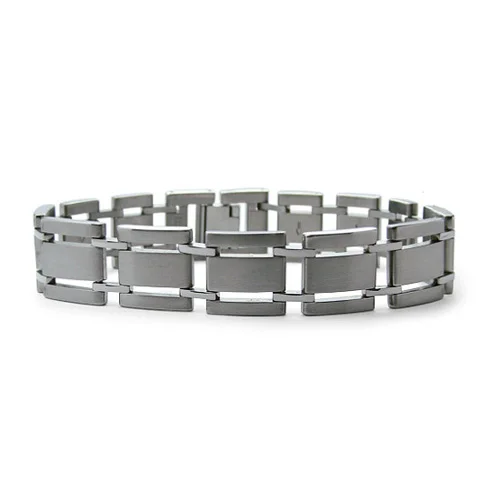 joyjewelers-1202605031606252185622